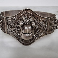 Antiques Accessories