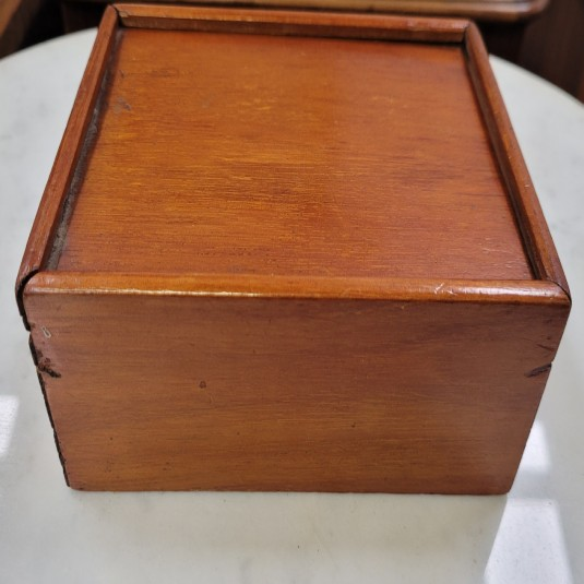 Storage Boxes & Luggage