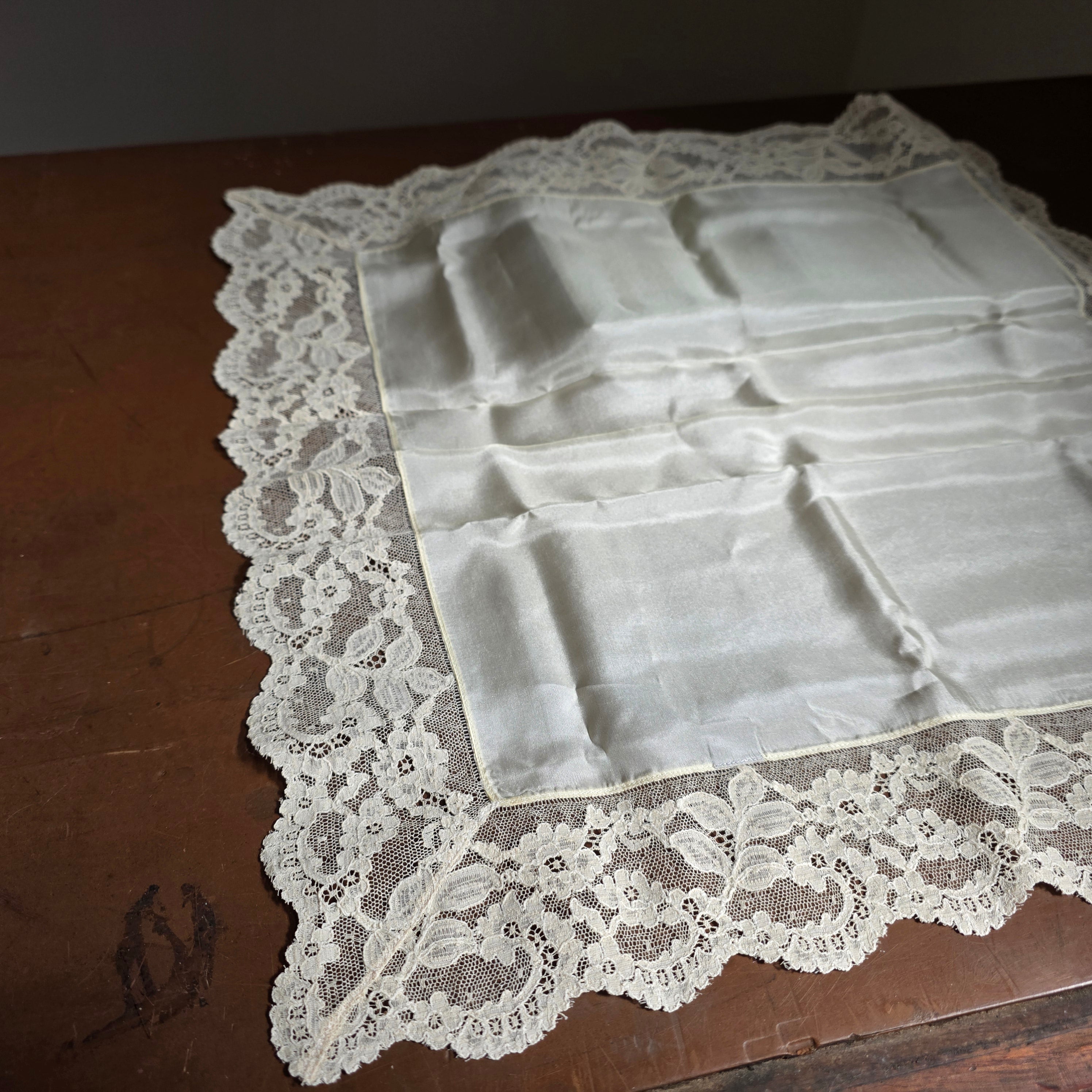 "Cherie" Boxed Silk & Lace Handkerchief