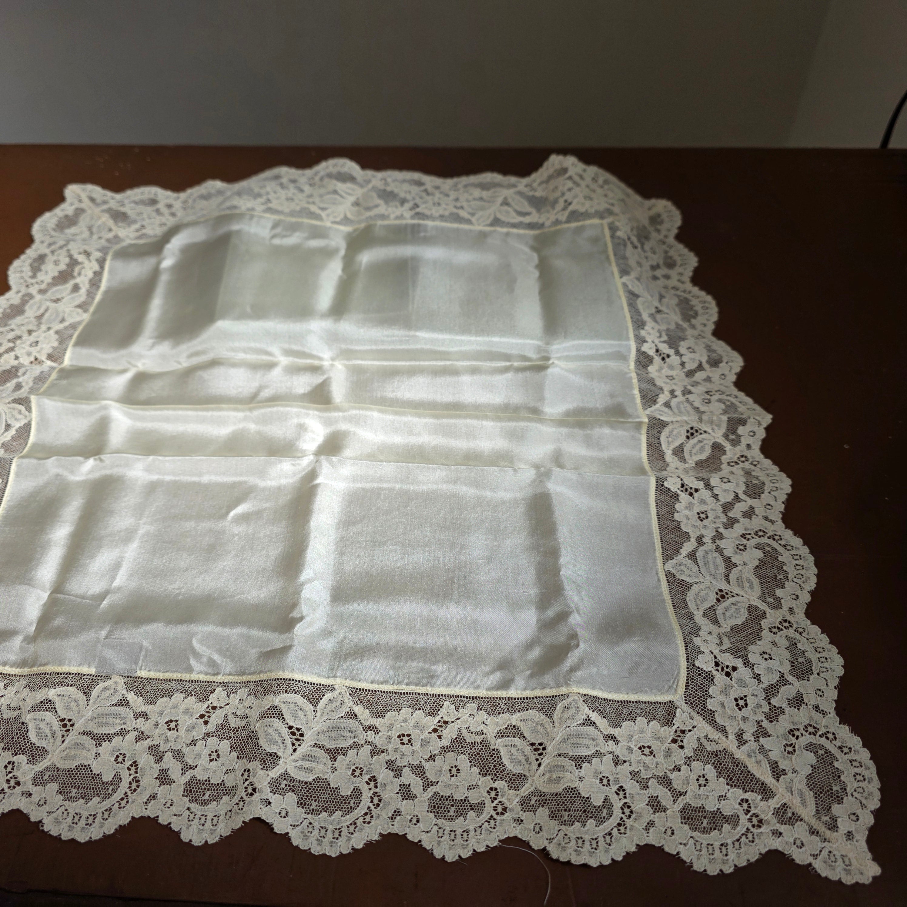 "Cherie" Boxed Silk & Lace Handkerchief