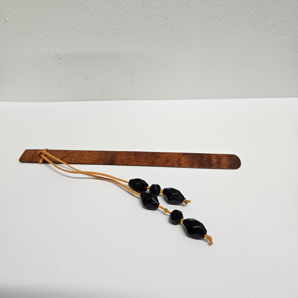 Unusual Fiddleback Blackwood & Jet Beads Book Mark.  In good original condition. Please view photos as they form part of the description. 