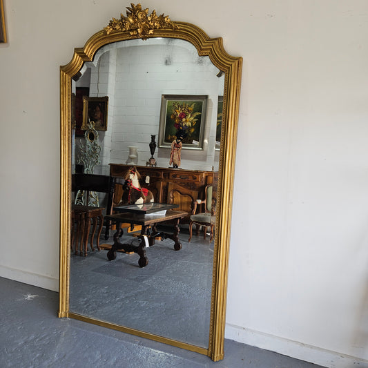 Napoleon III era Louis XV style large mantel mirror, in great original condition. Please see the photos as they form part of the description.