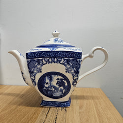 Elegant Blue & White Vintage Teapot | Antique & Vintage | Moonee Ponds Antiques | Australia Wide Delivery