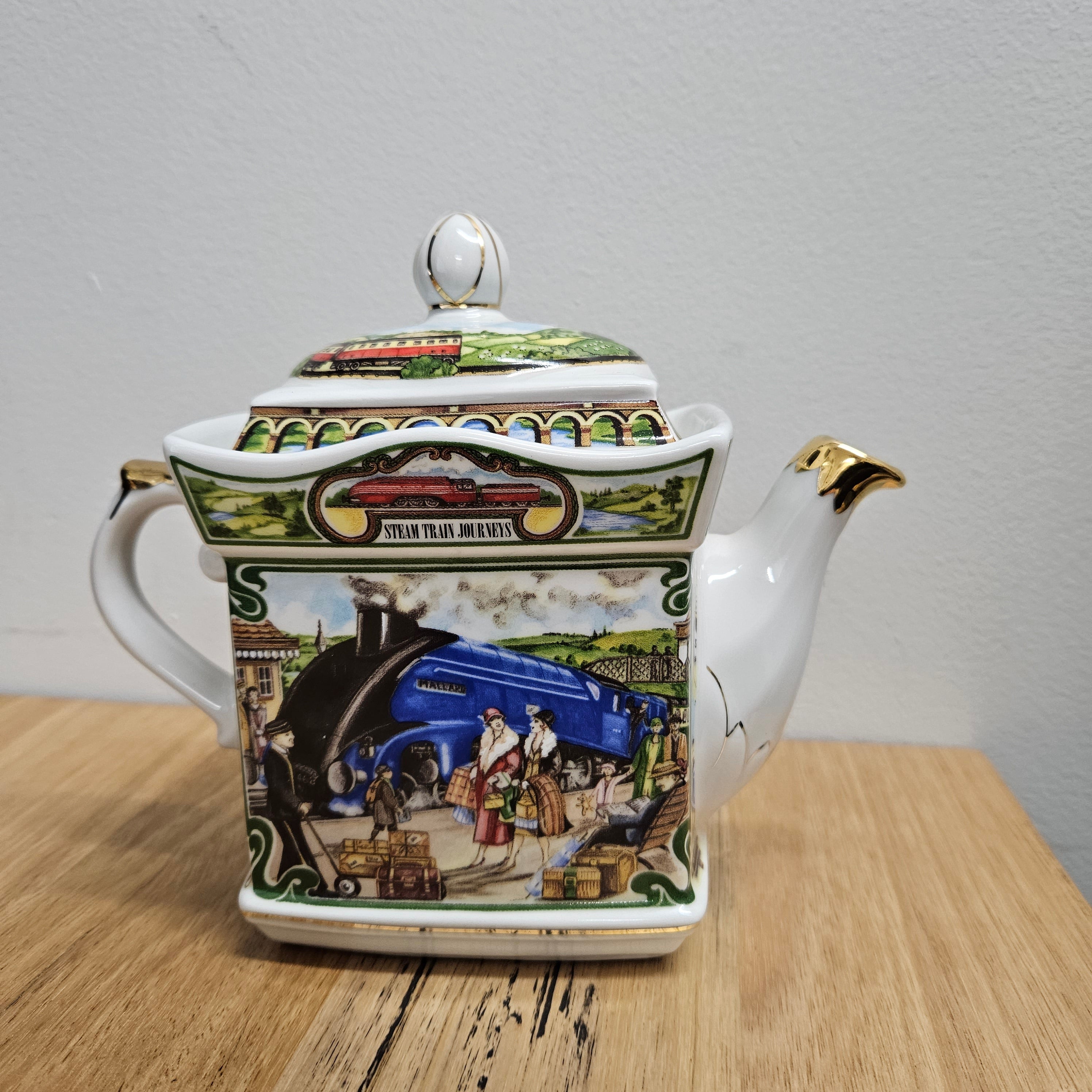 Vintage James Sadler Teapot