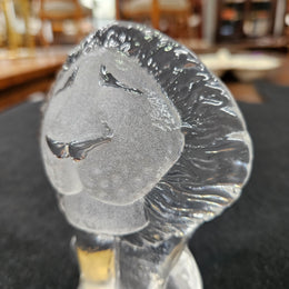 Stunning Royal Krona Sweden Crystal Lion Paperweight.