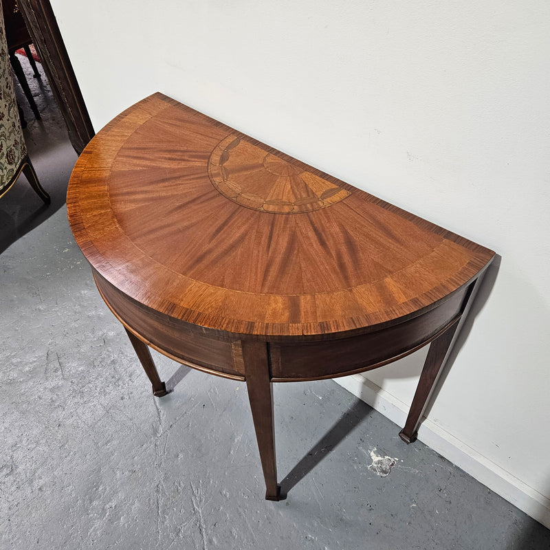 Lovely vintage one drawer Georgian style semicircle table in great original detailed condition. Please see photos as they form part of the description.