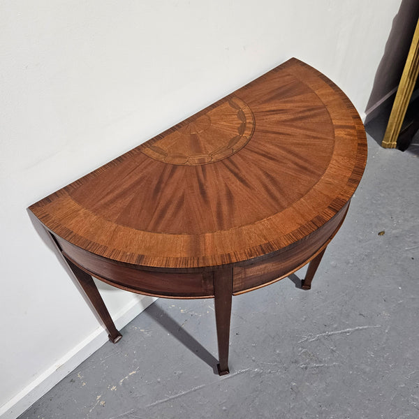 Lovely vintage one drawer Georgian style semicircle table in great original detailed condition. Please see photos as they form part of the description.