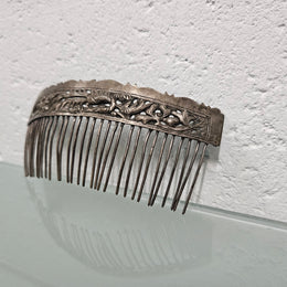 Antique Chinese Silver Hair Comb.  Please see photos as they form part of the description.