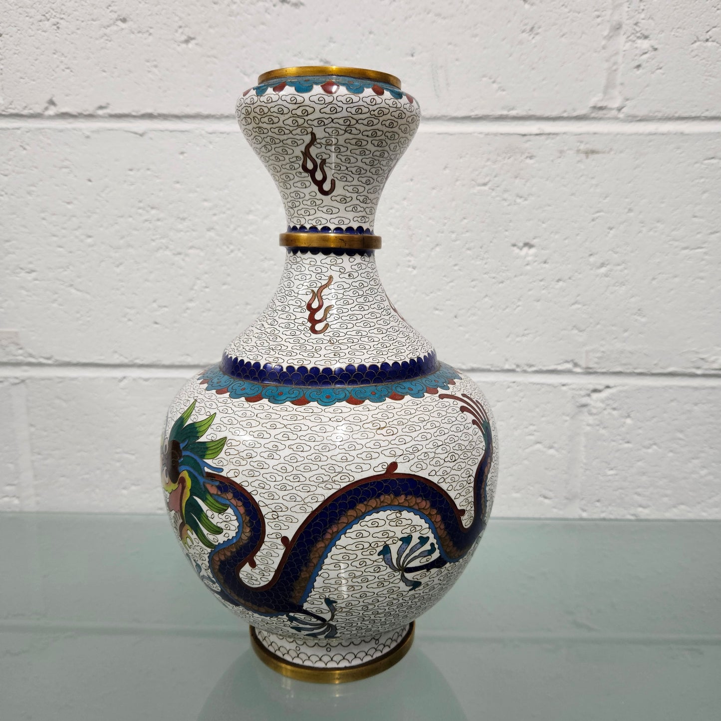 Stunning Vintage Chinese Cloisonné Vase decorated with 5 toed dragon.  Please see photos as they form part of the description.