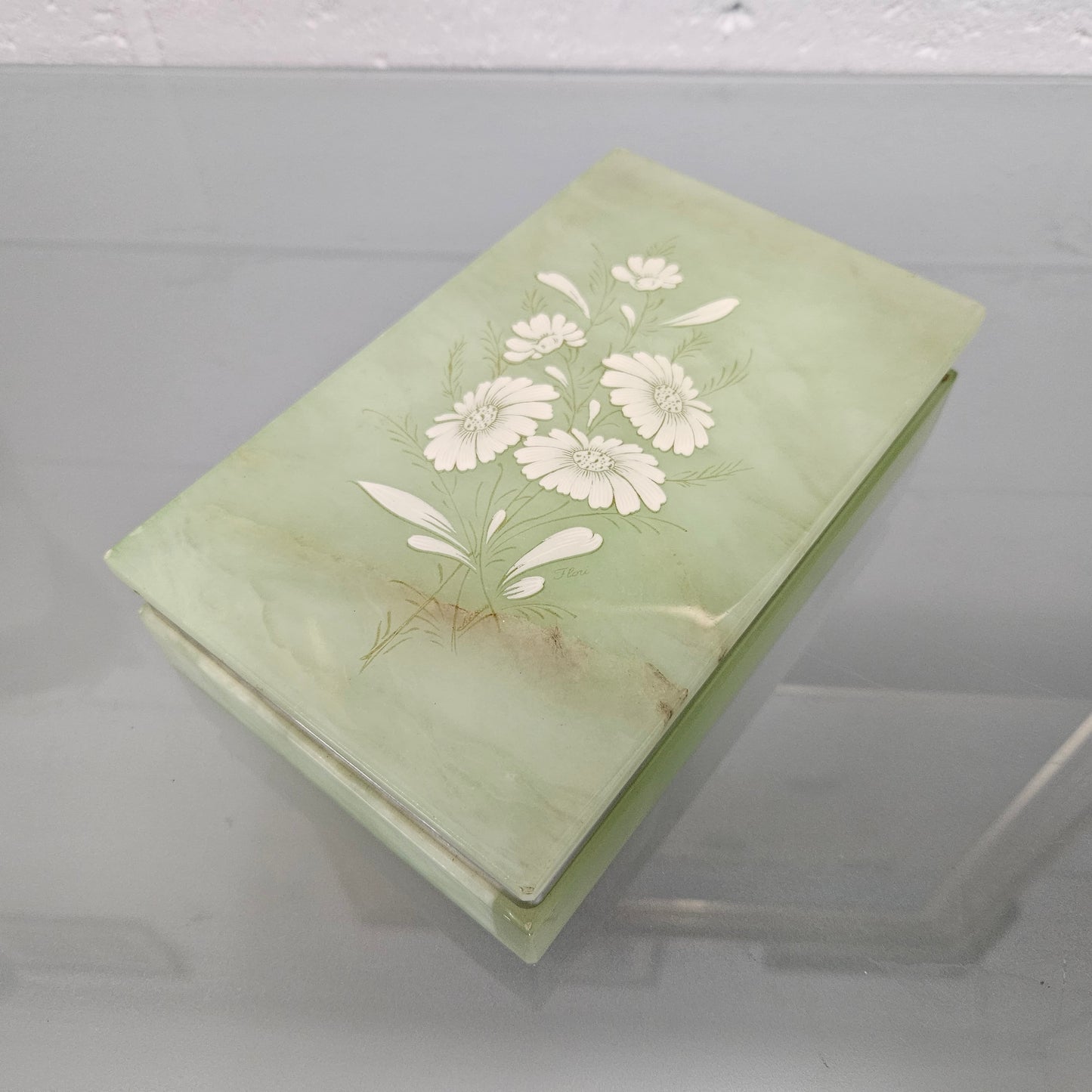 Superb Vintage Alabaster Trinket/Jewellery Box Decorated with Floral Sprays.  Please see photos as they form part of the description.