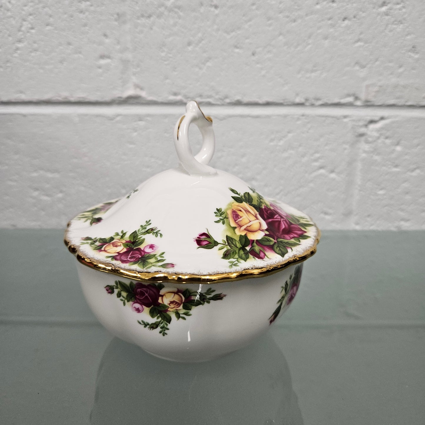 Royal Albert "Old Country Roses" small covered bowl.  Please see photos as they form part of the description.