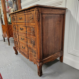Lovely Provincial Oak Chest Of Four Drawers