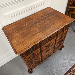 Lovely Provincial Oak Chest Of Four Drawers