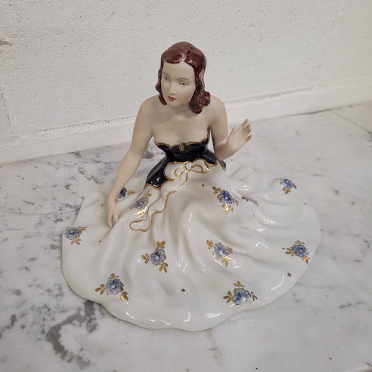 Pretty Royal Dux Bohemia Seated Figurine of a Lady
