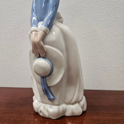 Nao by Lladro Girl Holding Straw Hat | Antique & Vintage | Moonee Ponds Antiques | Australia Wide Delivery