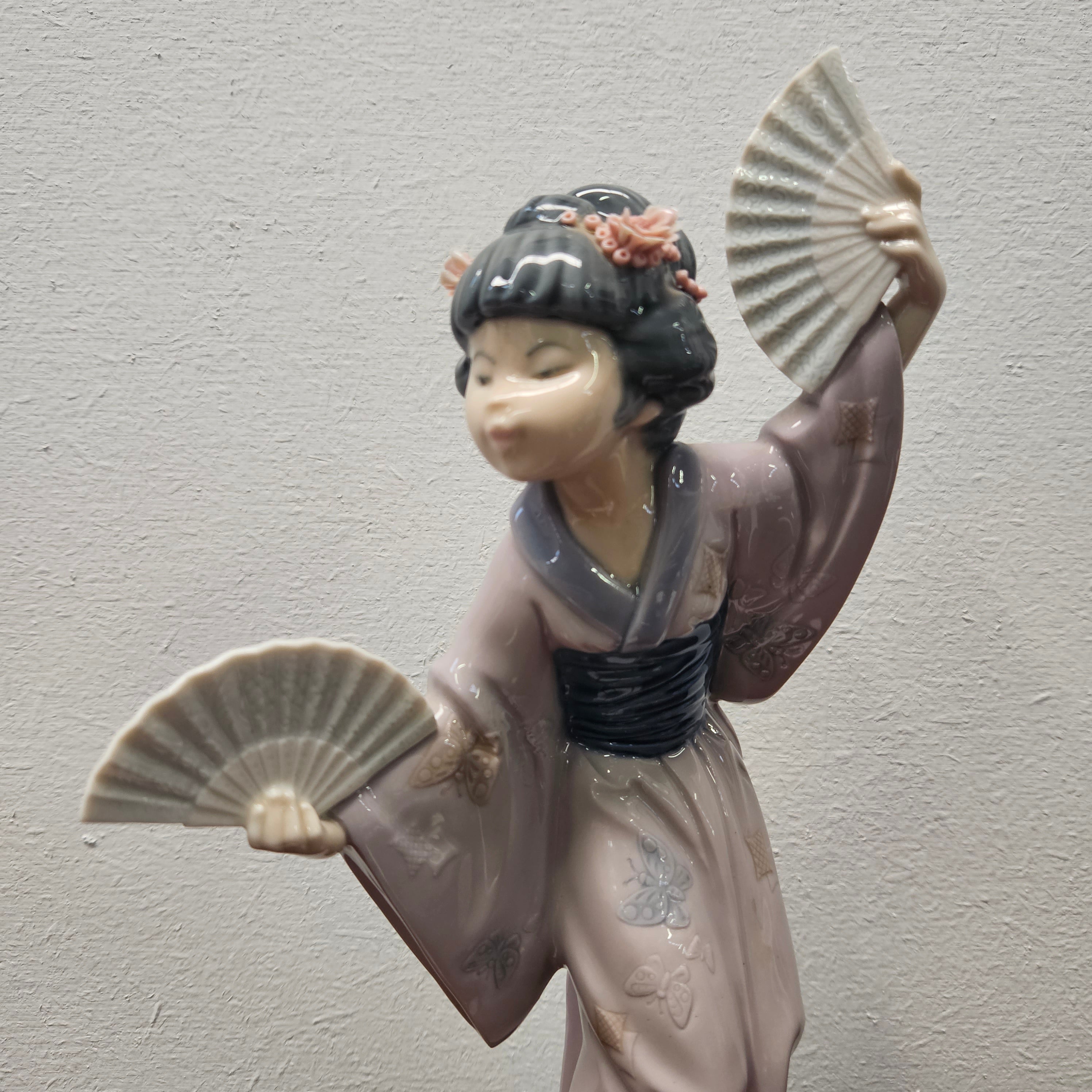 Stunning Lladro Geisha Dancing Girl with fans. | Antique & Vintage | Moonee Ponds Antiques | Australia Wide Delivery