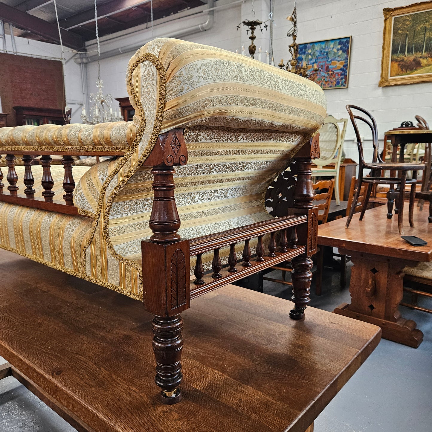 Beauitfully Carved Antique Edwardian Chaise Lounge