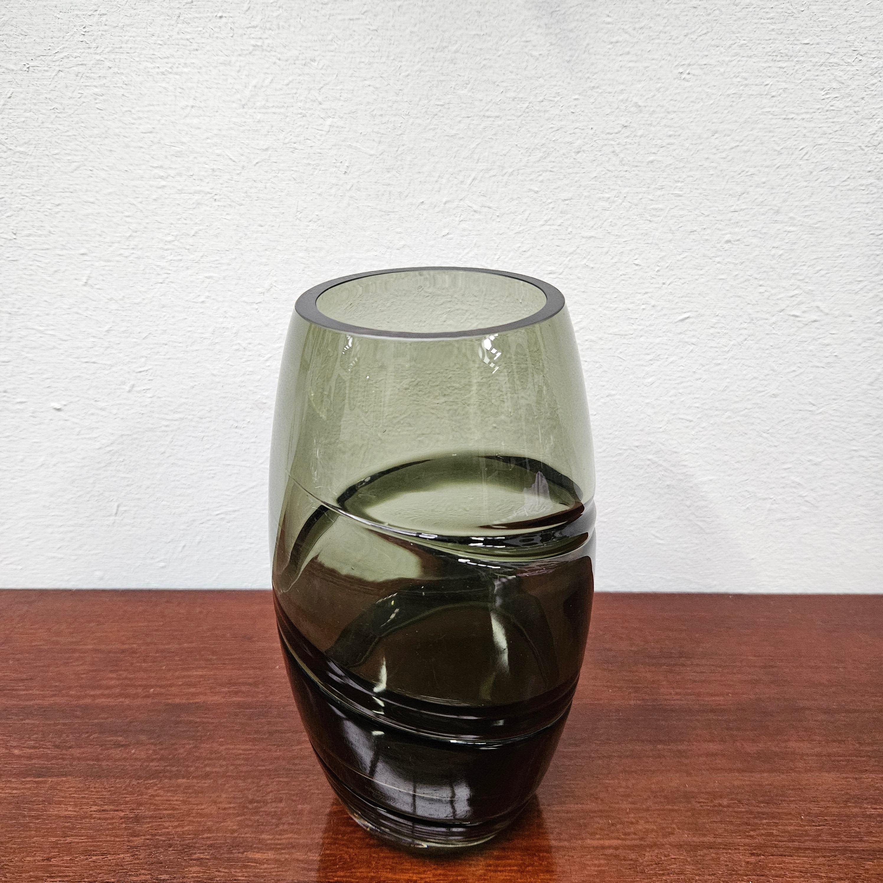 Attractive Deco Style Glass Vase