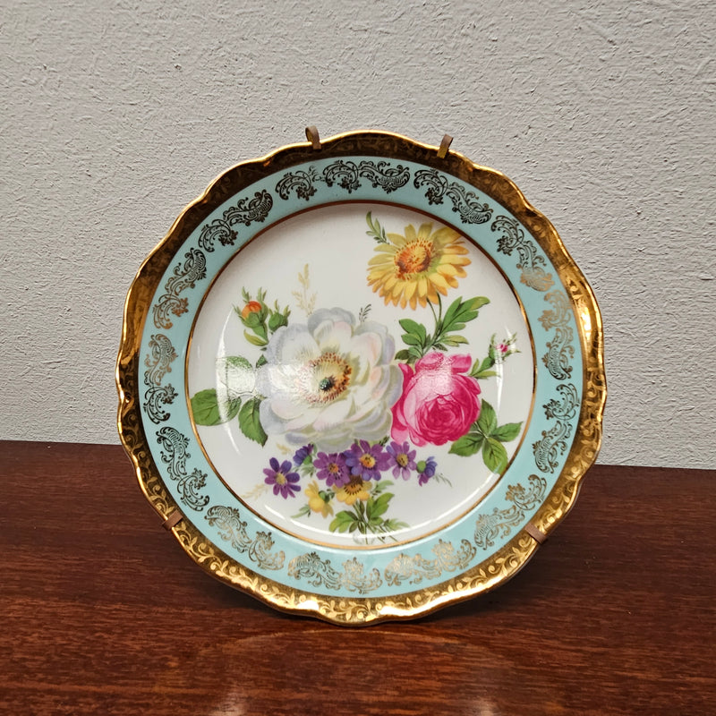 Decorative Limoges plate with stand stamped to rear and made in a France. Sourced locally and in good original condition. Please view photos as they help form part of the descriptio
