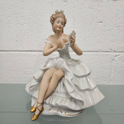 Wallendorf Germany Charming Lady Figurine | Antique & Vintage | Moonee Ponds Antiques | Australia Wide Delivery