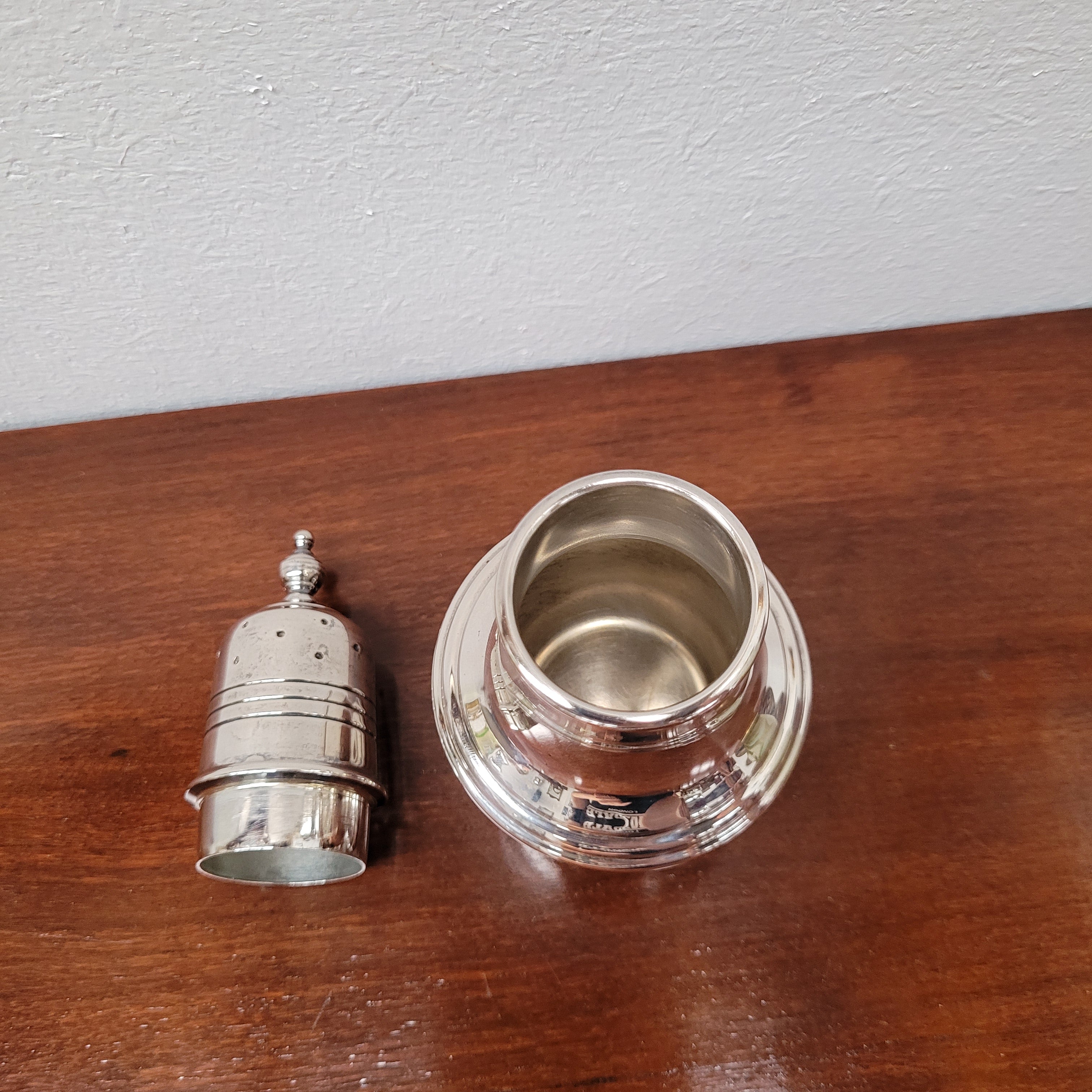 Rodd Hecworth Silver Plated Sugar Shaker | Antique & Vintage | Moonee Ponds Antiques | Australia Wide Delivery