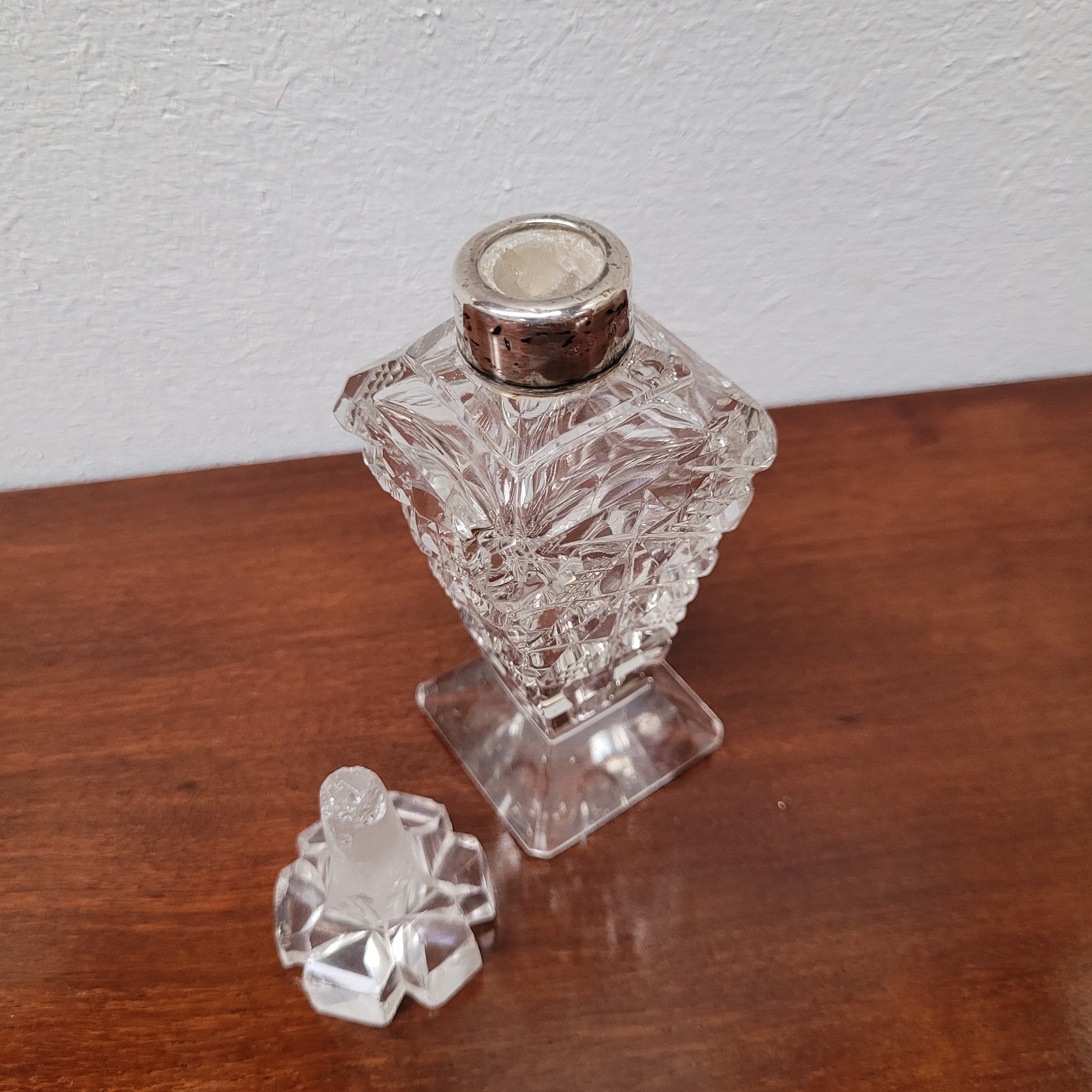 Art Deco London Silver & Cut Crystal Scent Bottle | Antique & Vintage | Moonee Ponds Antiques | Australia Wide Delivery
