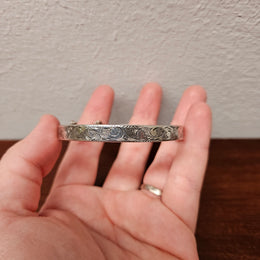 Vintage Sterling Silver Engraved Hinged Bangle