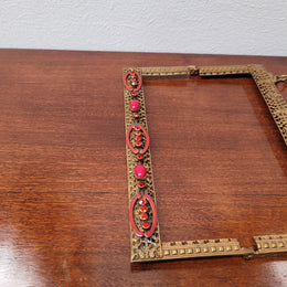 Vintage handbag frame decorated with red enamel, jewels and swans to carry the chain handle. In good original condition. Please see photos as they form part of the description.