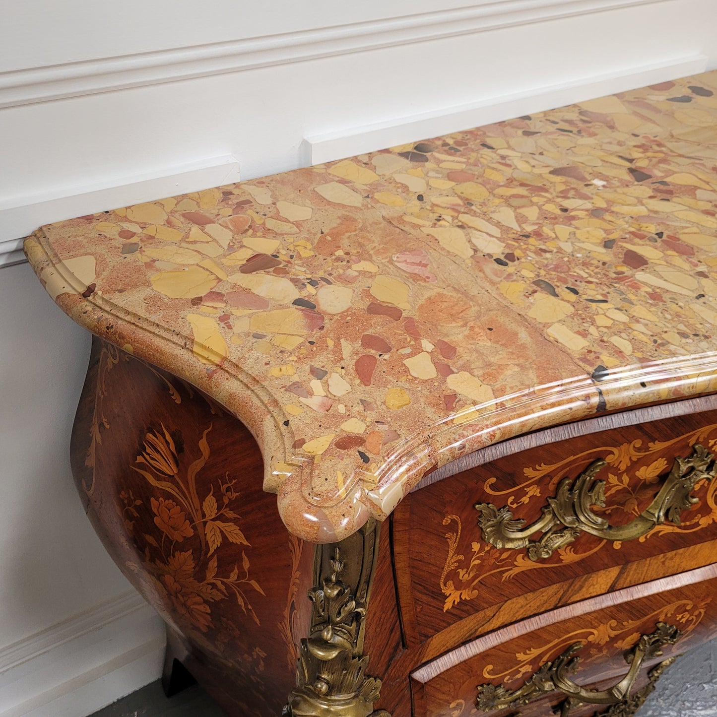 Superb 19th Century Louis XV Kingwood & Rosewood Marquetry Inlaid Marble Top Commode