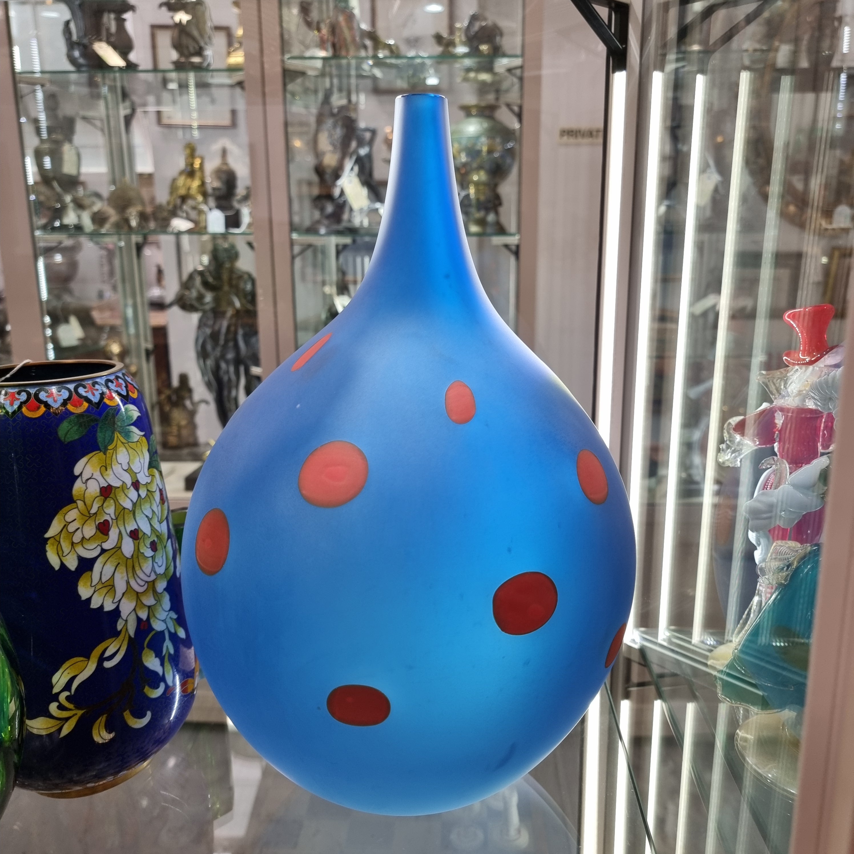Impressive Australian Arts Glass Vase By Robert Wynne | Antique & Vintage | Moonee Ponds Antiques | Australia Wide Delivery