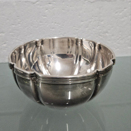 Impressive Heavy Sterling Silver Bowl 235g.