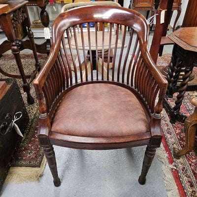 Late Edwardian Leather & Mahogany Tub Chair