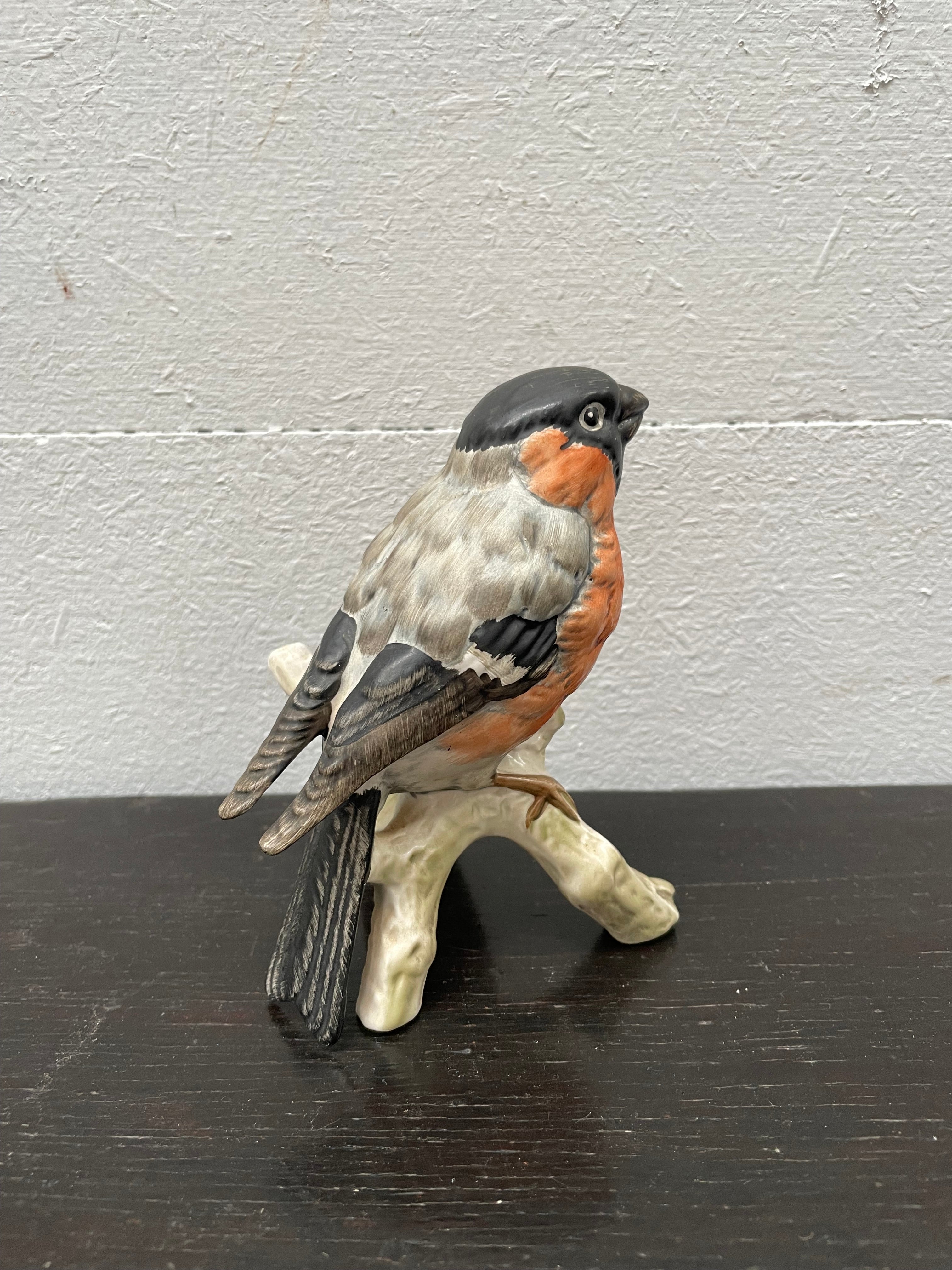 Attractive Goebel Bird Figurine | Antique & Vintage | Moonee Ponds Antiques | Australia Wide Delivery