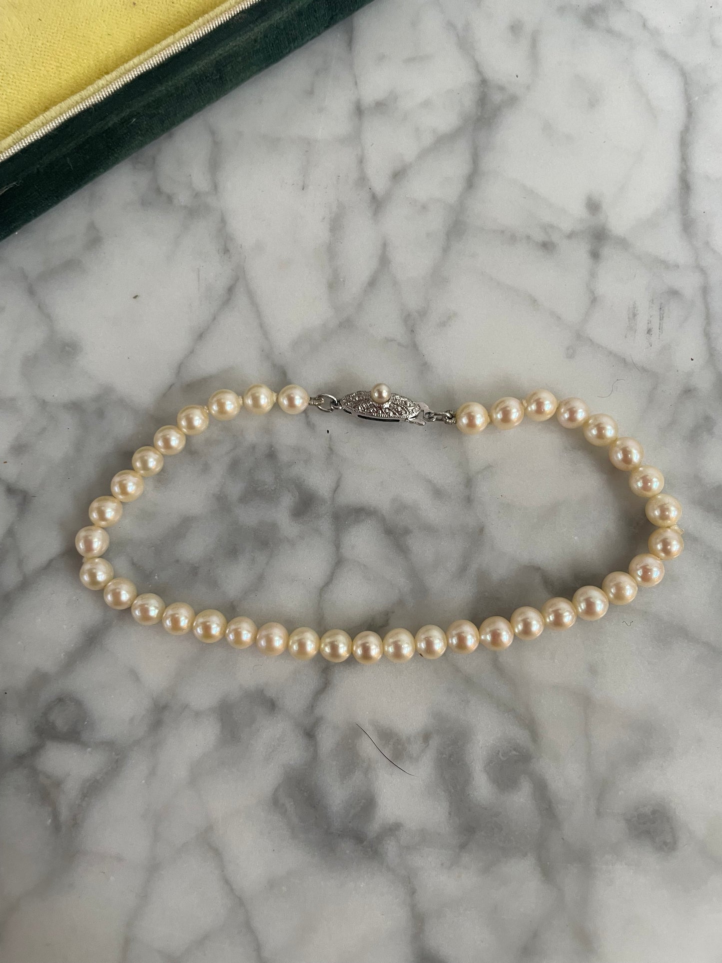 Elegant Vintage Mikimoto Pearl Bracelet With Sterling Silver Clasp