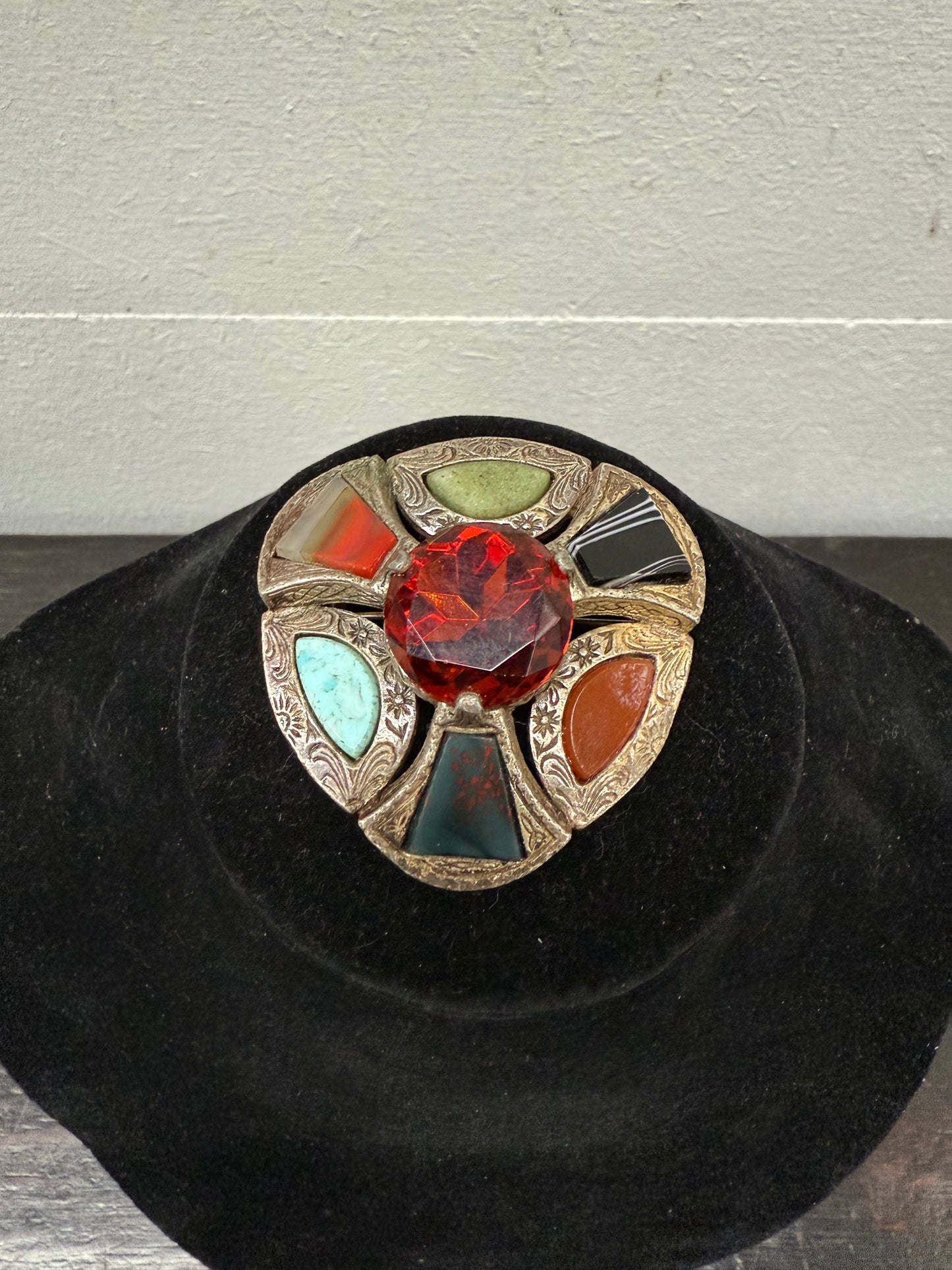 Vintage Scottish/Celtic Amber & Agate Style Glass Brooch