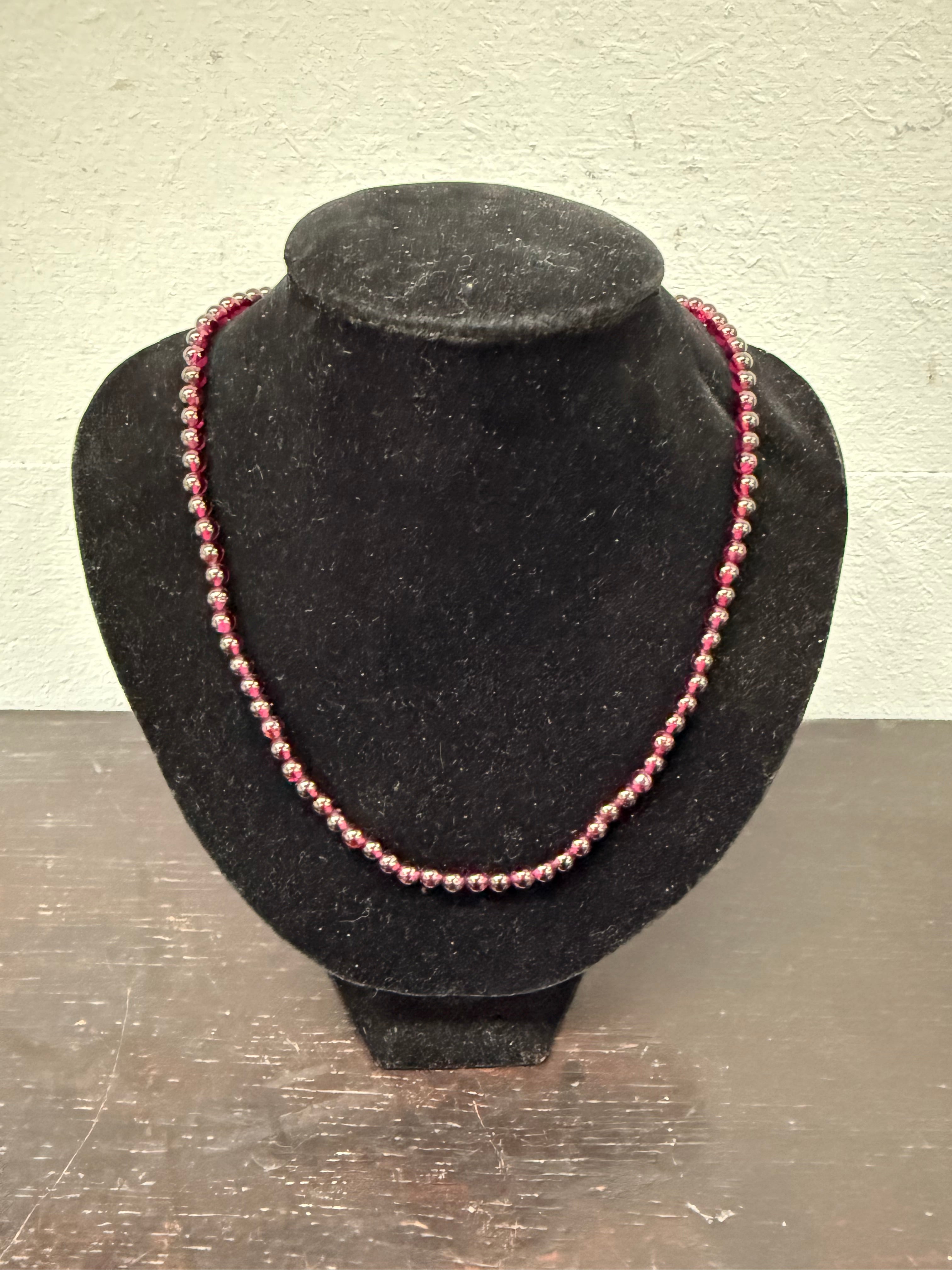 Vintage Garnet Bead Necklace