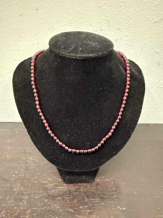 Vintage Garnet Bead Necklace