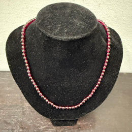 Vintage Garnet Bead Necklace