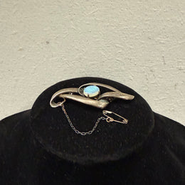 Stunning Vintage White Opal With Fire & Silver Brooch