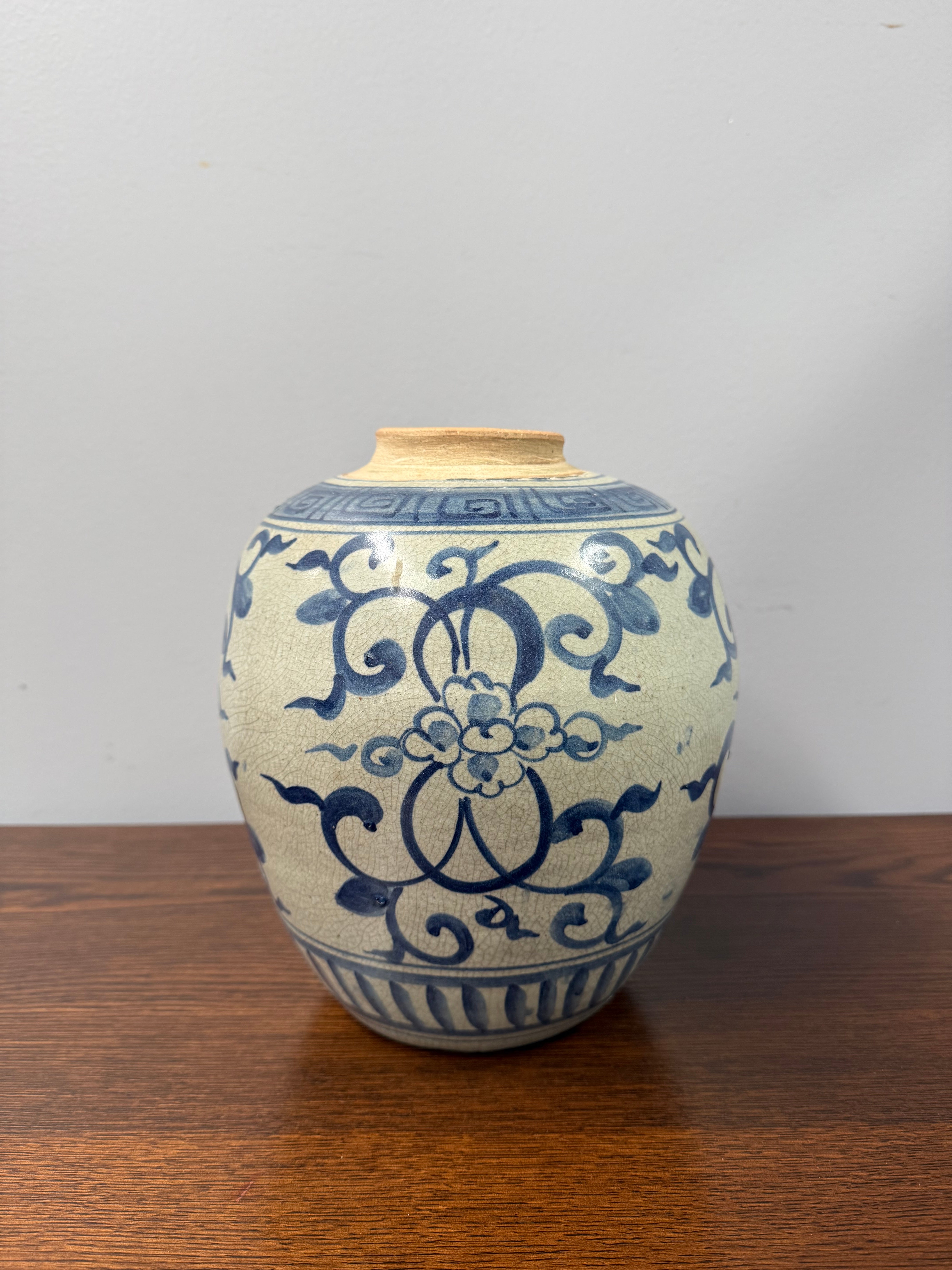 Late Qing Dynasty Blue & White Ginger Jar