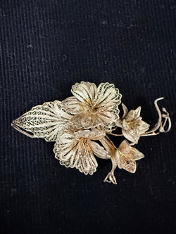 Vintage Silver Filigree Flower Brooch