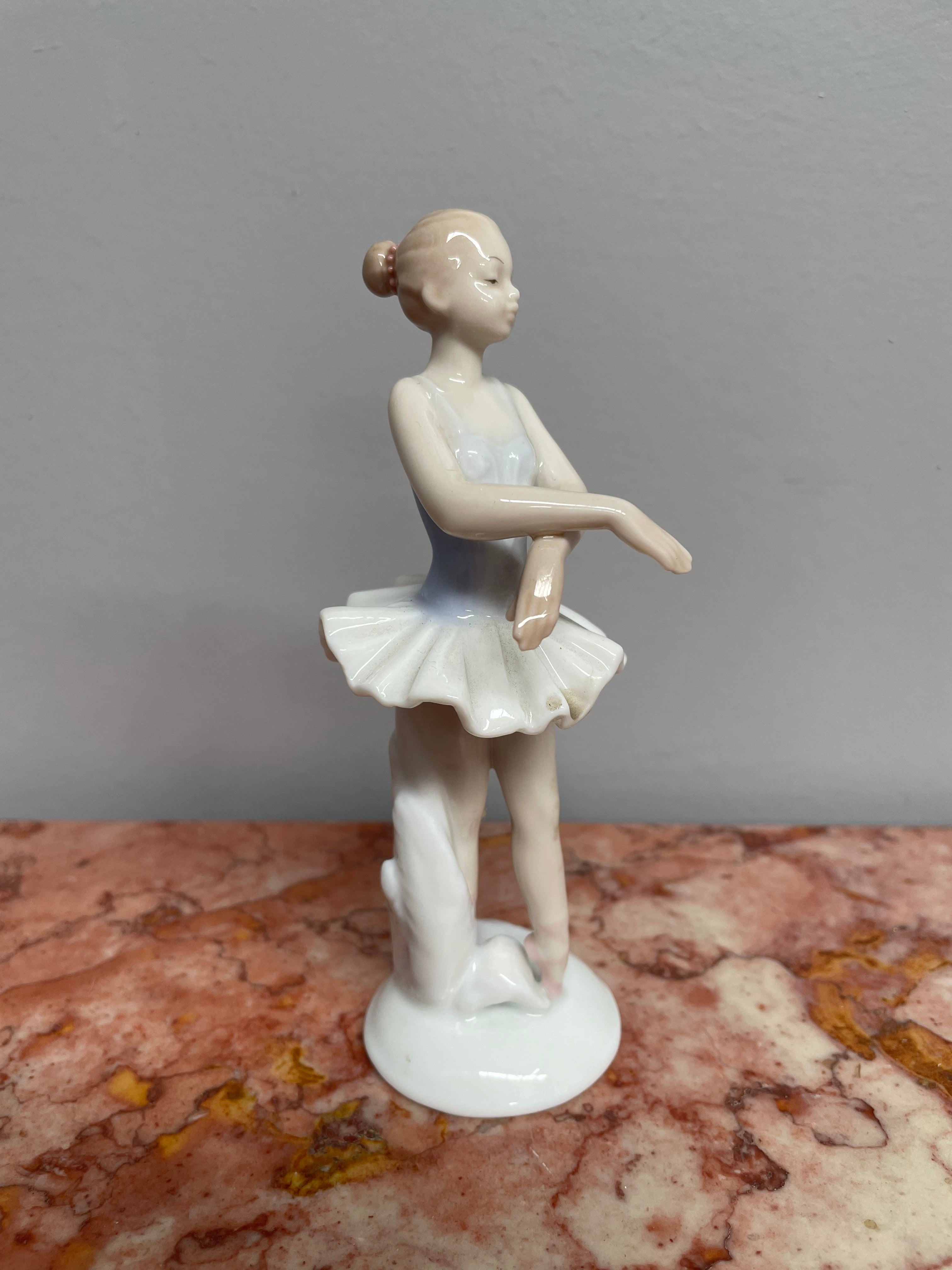 Delicate Vintage Ballet Dancer | Antique & Vintage | Moonee Ponds Antiques | Australia Wide Delivery