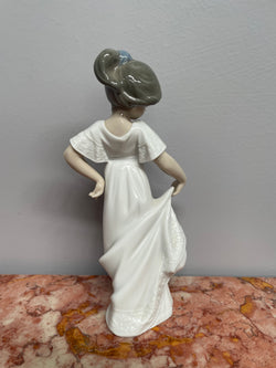 Charming Nao Figurine "How Pretty" | Antique & Vintage | Moonee Ponds Antiques | Australia Wide Delivery