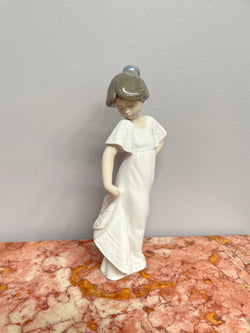 Charming Nao Figurine "How Pretty" | Antique & Vintage | Moonee Ponds Antiques | Australia Wide Delivery