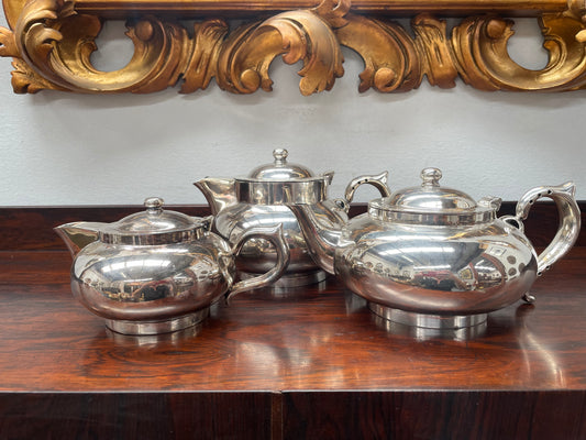 Beautiful Robur 3 piece Tea Set