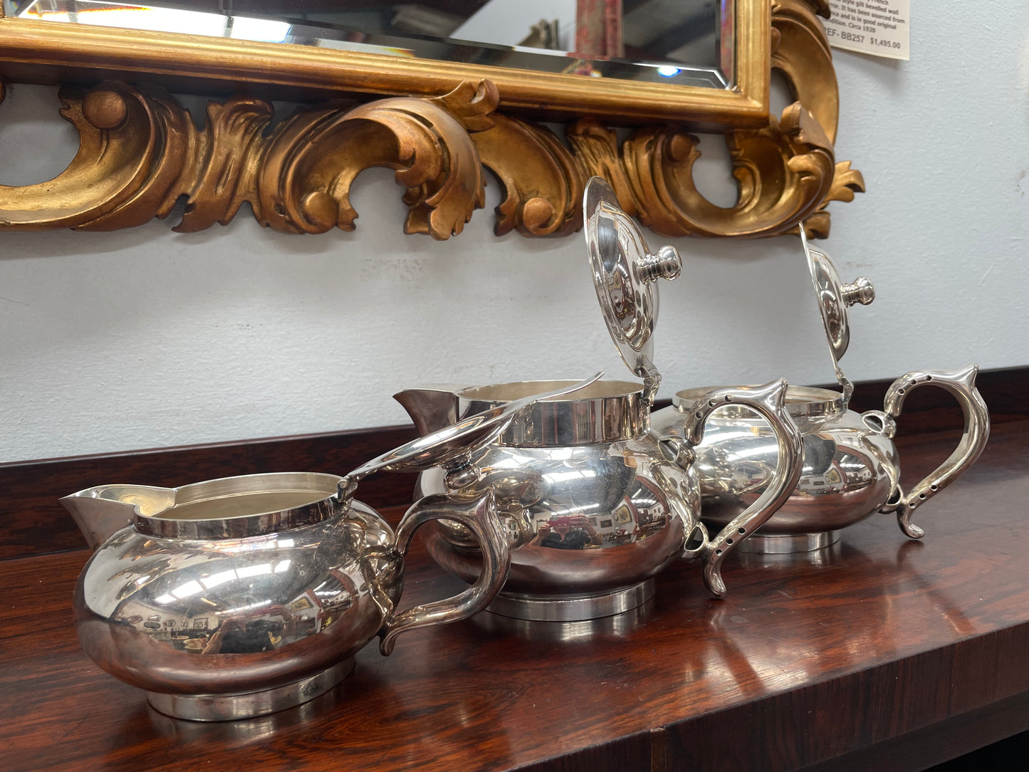 Beautiful Robur 3 piece Tea Set