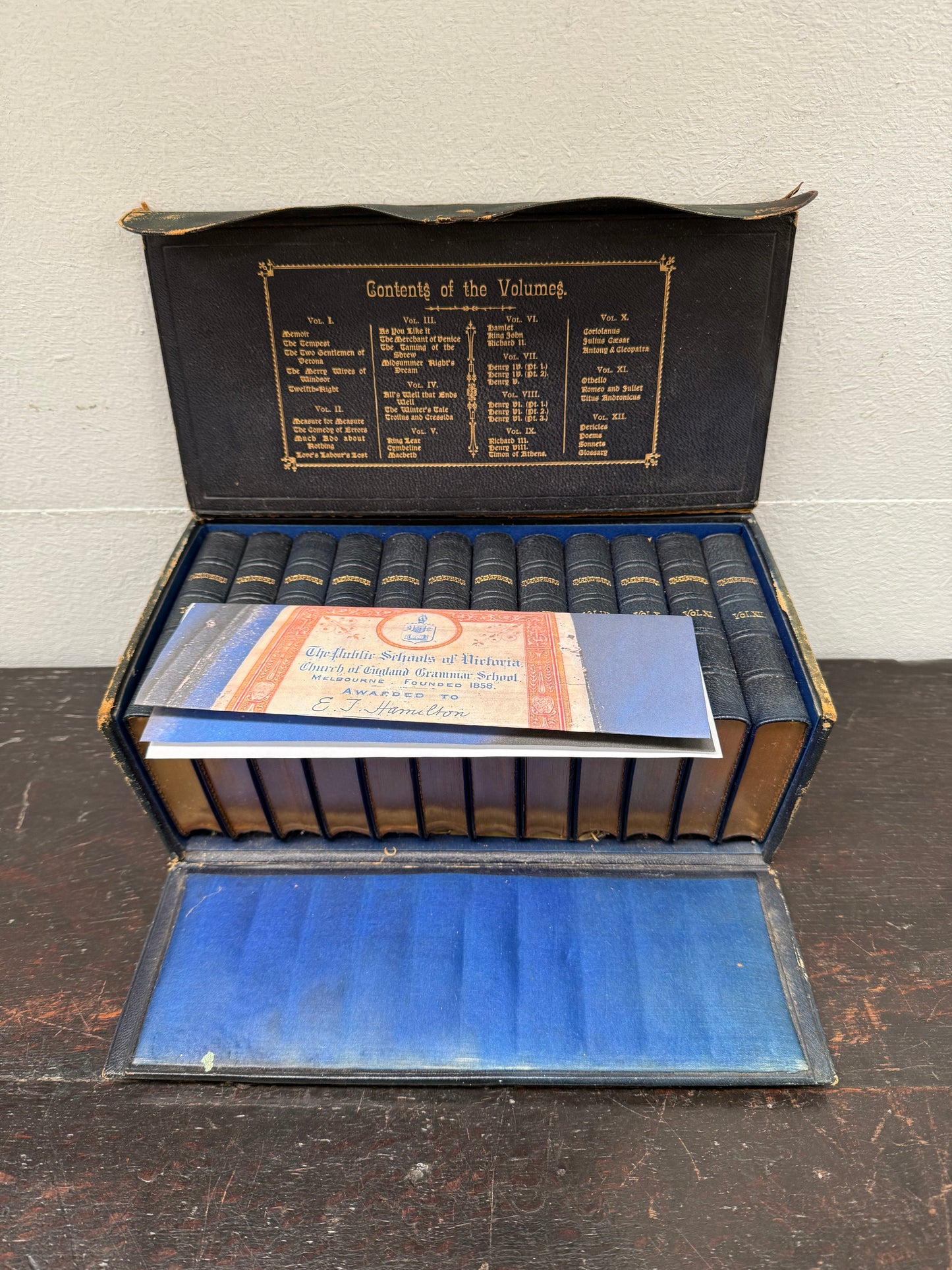 Rare Set of the Complete Works of Shakespeare 12 Volumes in Leather Presentation Case