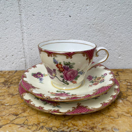 English Aynsley Trio Bone China