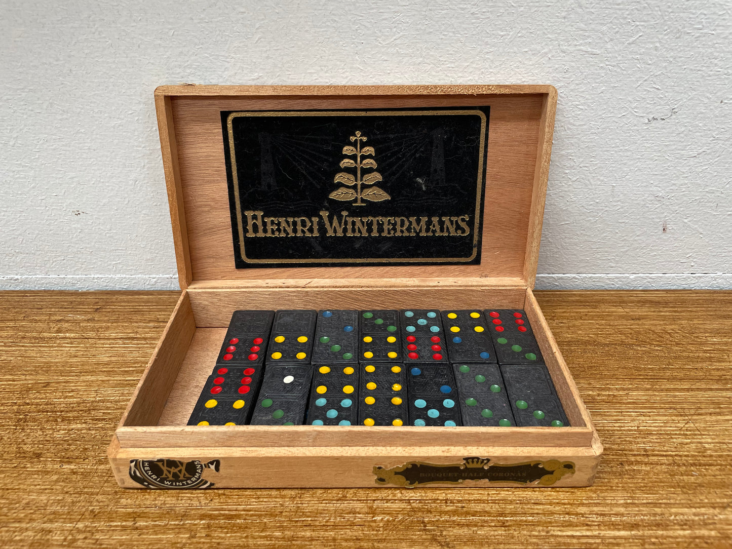 Vintage Dominos Set In Vintage Cigar Box