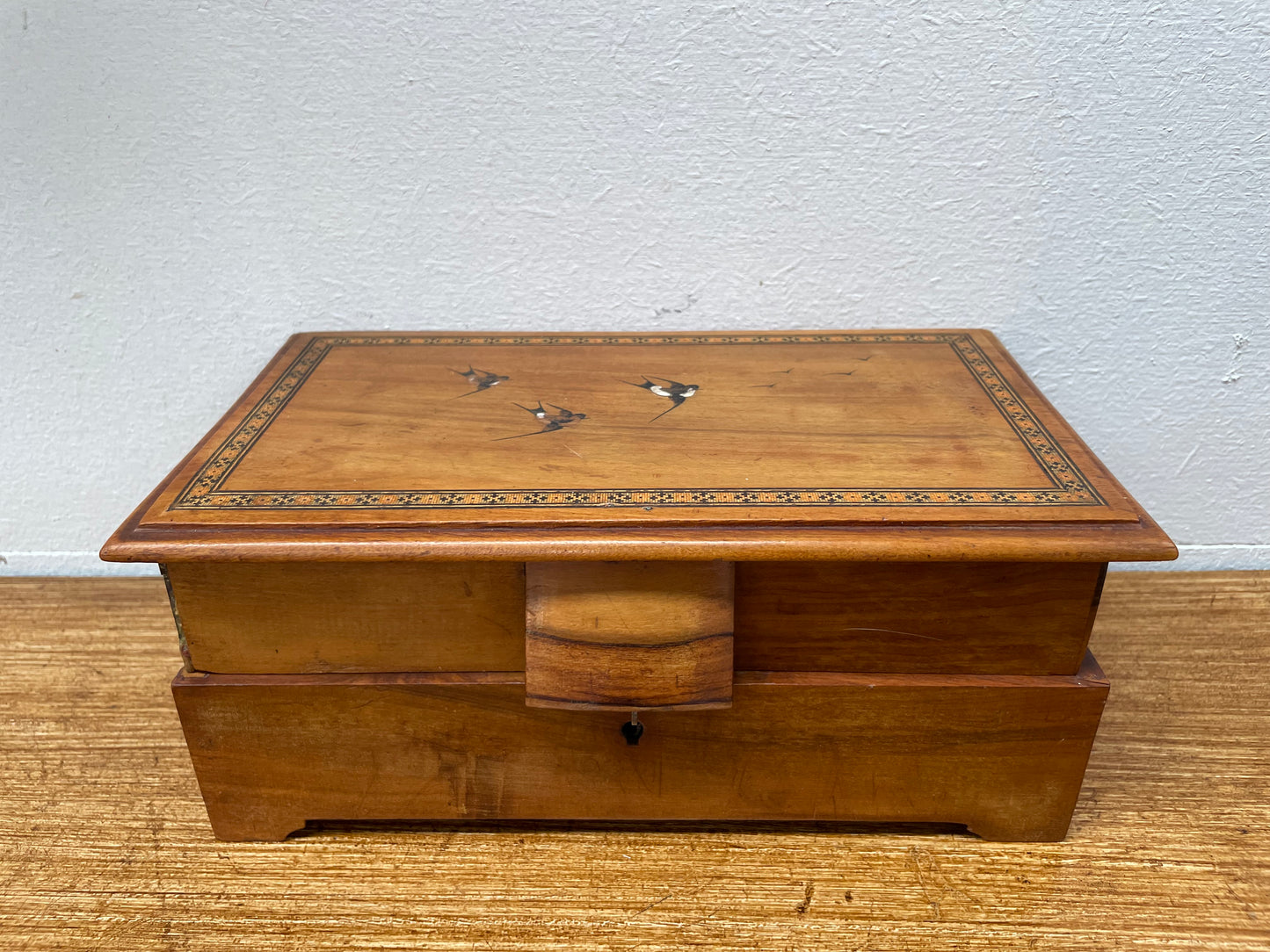 Antique Inlaid Olive Wood Jewelry Box